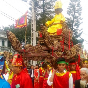 Hàng vạn người tham dự lễ hội làng tiến sĩ “độc nhất vô nhị”